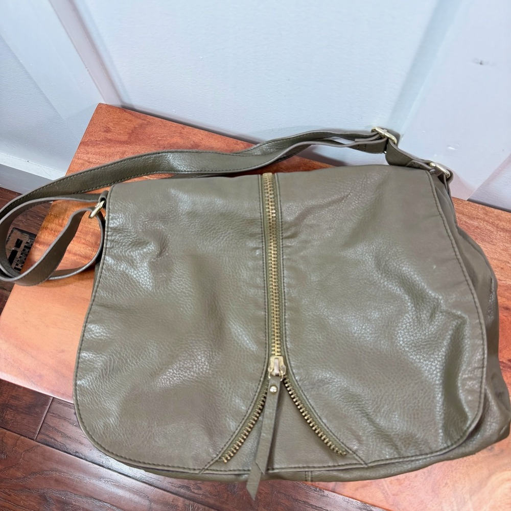 Target Shoulder Bag Taupe Faux‎ Leather Zip Front Flap Crossbody